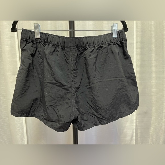 Patagonia Women's Barely Baggies™ Shorts - 2½ in black  | size large - Picture 4 of 6